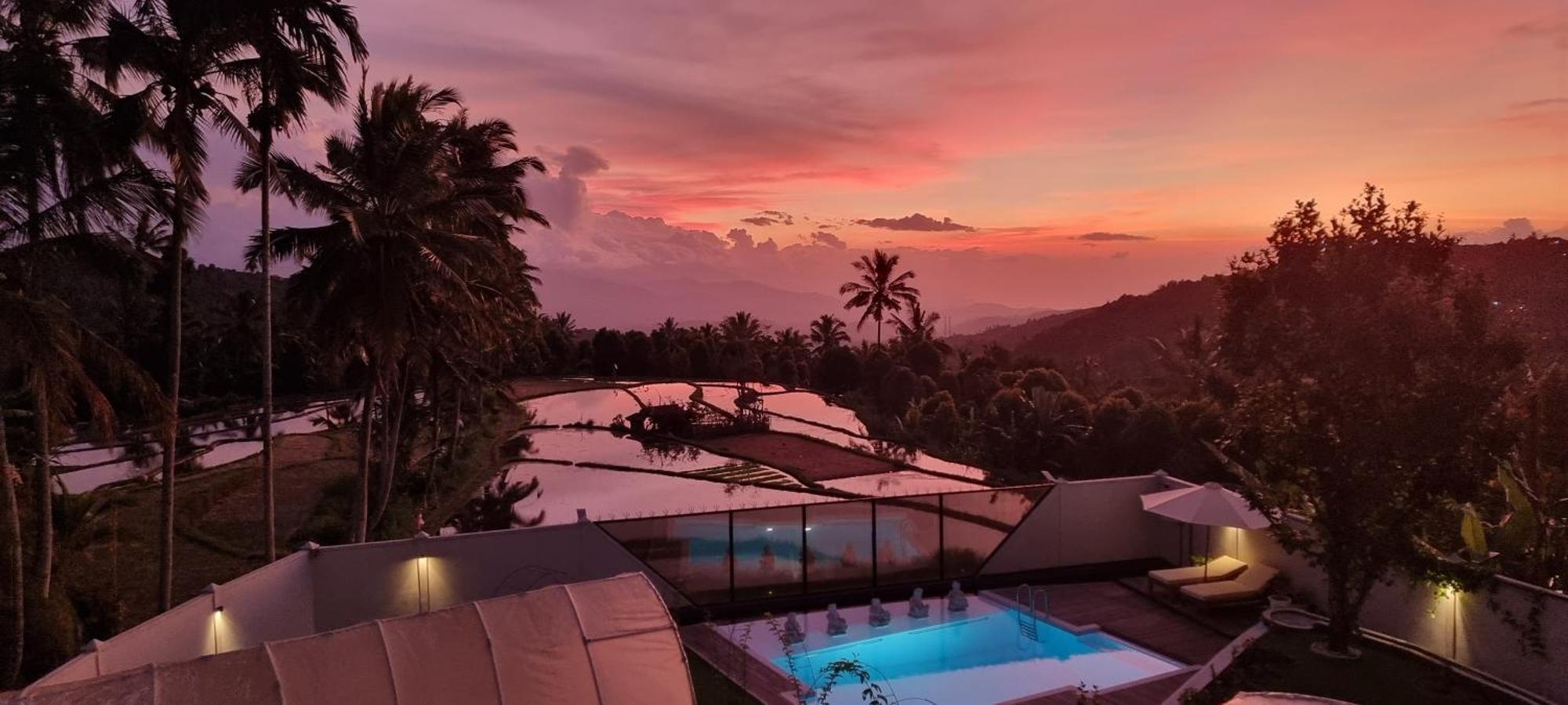 Utopiaku - Munduk Highlands Villa Eksteriør billede
